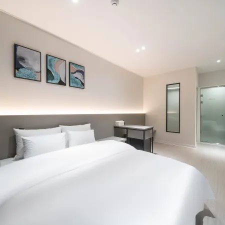 Page Hotel