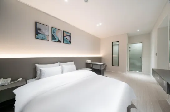 Page Hotel