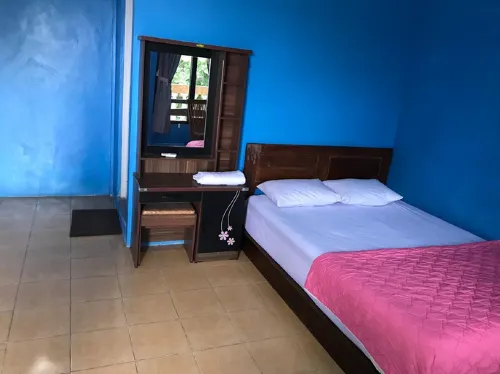 Hotel Carolina Syariah Hotels in Kretek