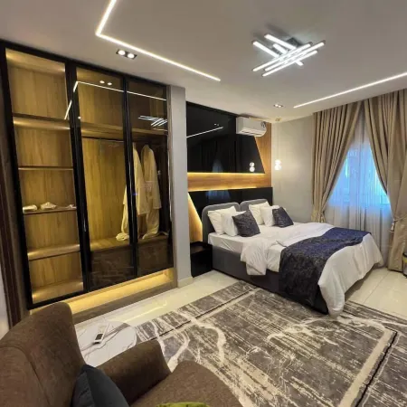 Cares Luxury Suites