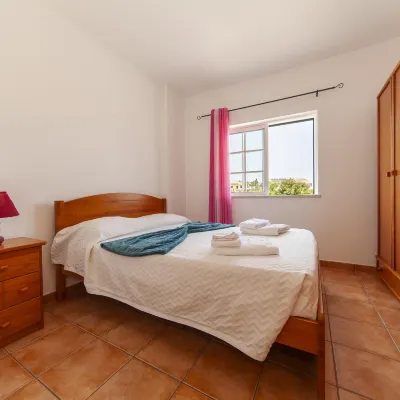 L 02 - Bedroom 2 Western Mos Guesthouse Hotels near Praia de Dona Ana