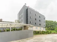 Hotel Diamant Hotels near Gimpo International Airport