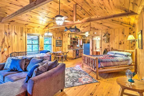 Mountian View Retreat < 2 Mi to White River! - 2-Star