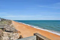 Immaculate, Modern Stay Steps to Beach With Amazing Ocean Views