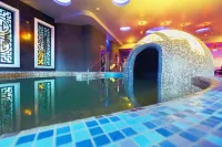 Caramell Premium Resort Superior - Pool