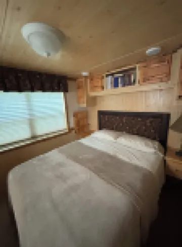 Seneca Lake -"Butternut Camp"  near Wineries & Watkins Glen Race track