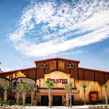 Majestic Beach Towers 2-2003 Hotel Exterior