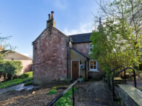 Cottage in Peak District Near Roaches Rocks Hotels in Endon