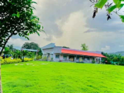 Hotel Ashoka Resort - 2-Star
