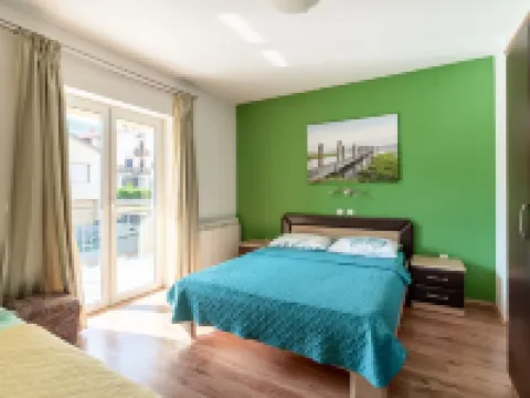 Apartments Sime Hotels in Kuceli