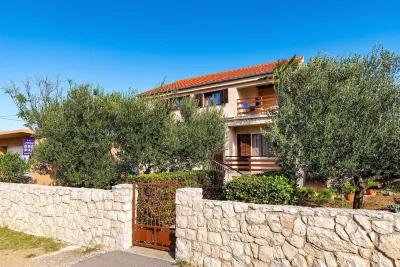 Apartment Šime Отели в г. 