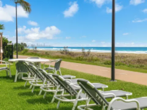 Oceanside Resort Hotels in Bilinga