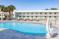 Destin Inn & Suites - piscine