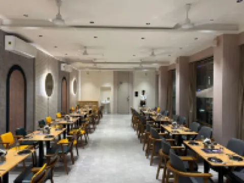 Hotel Govind Regency Hotels in Dhule