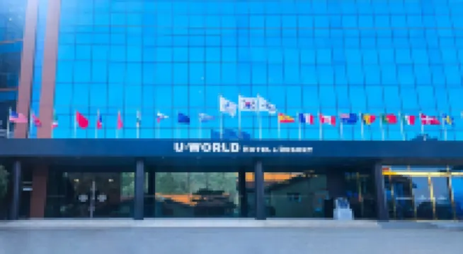 U Castle Hotel