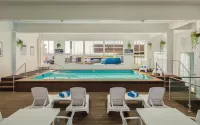希爾頓歡朋酒店-提華納奧塔伊 - 健身室/gym room