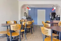 Super 8 by Wyndham Florence