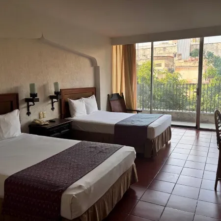 Hotel Fenix