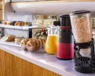 Econo Lodge Inn & Suites Colonie Center Mall - Morgenmad