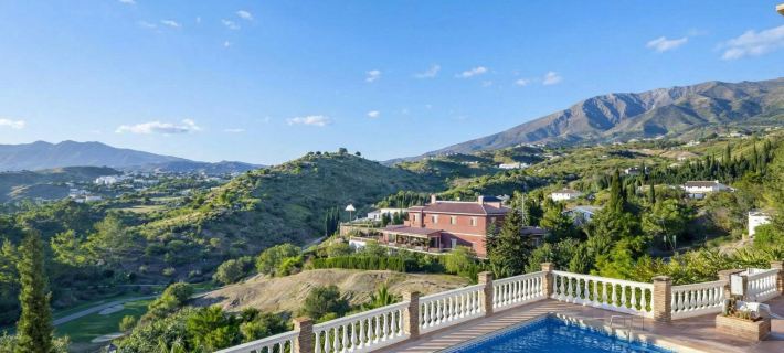 Villa Carlos Mijas Golf Hotels in Mijas