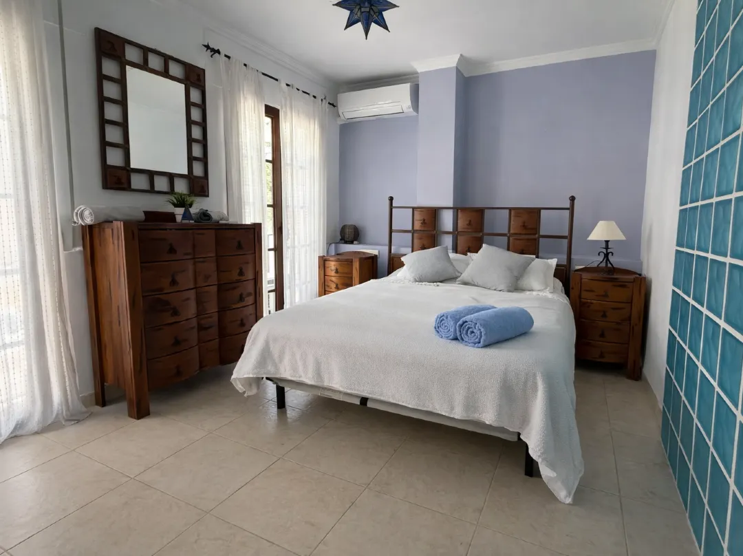 Encantador Apartamento De 3 Dormitorios En La Pintoresca Frigiliana - Frigiliana