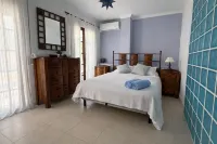 Charming 3-Bedroom Apartment in Scenic Frigiliana - マウンテンビュー