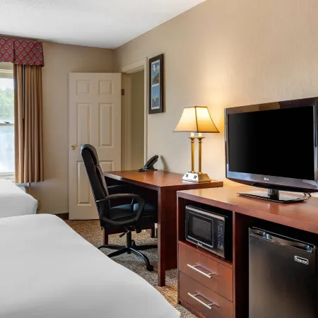 MainStay Suites Foxboro - Mansfield