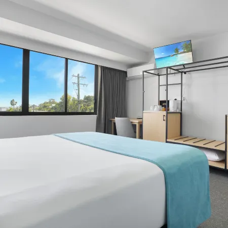 Gladstone Reef Hotel Motel
