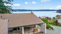 Greenbank Horizon Home - Water Views