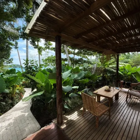 Baia beachfront boutique lodge