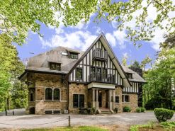 Vintage Villa with Hot Tub & Infrared Sauna in Ardennes