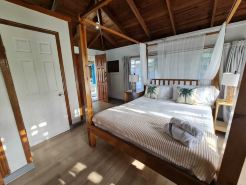Las Palmas Cabins