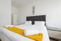 Stylish home near Birmingham city centre