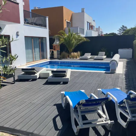 Charming 3-Bedroom Villa with Private Pool in Óbidos
