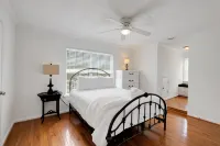 Augusta Getaway | Near Masters • Porch Swing + Deck - Alloggi