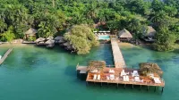 Ponta Anchaca Hotel a 