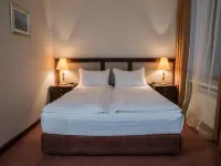 Ar Nuvo Hotel カラガンダのホテル