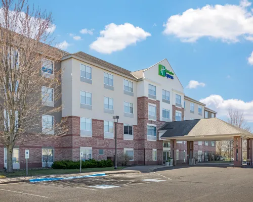 Holiday Inn Express ST. Croix Valley by IHG Hotels in Polk County