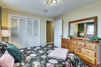 Close to Intel/nike: Large Family Home w/ Hot Tub -  Privatzimmer