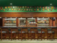 Queen Elizabeth 2 Hotel - Baarit