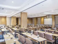 宜必思雅加達拉登薩利赫酒店 鄰近铭登区的酒店