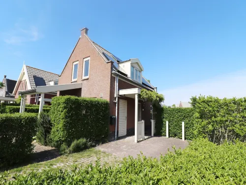 Bungalow by Water Near Rotterdam - 3-Star