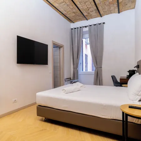 Urban Vatican Rooms 2