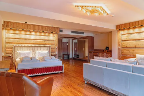 Mountain Diamond Resort