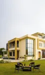 ELIVAAS Lush Haven 4BHK Villa Pvt Pool -  case vacanza in affitto