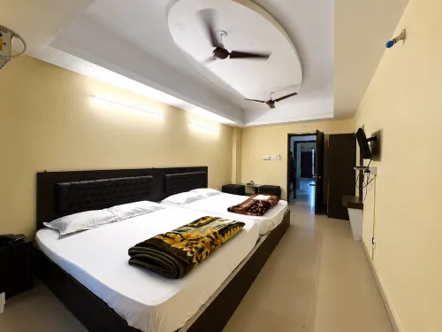 Hotel Sea Sand Digha - Beach