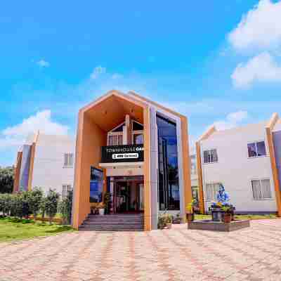 Super Townhouse Oak Rising Water Park Dharwad Formerly Rising Resorts and Spa Hotel Exterior