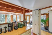 Ellsworth Home ~ 18 Mi to Acadia Nat'l Park! - parking