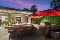 Luxury Villa w/ Mountain Views, Pool & Spa Retreat - 2 stjerner