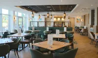 倫敦魯頓北洲際旗下假日酒店 - 早餐